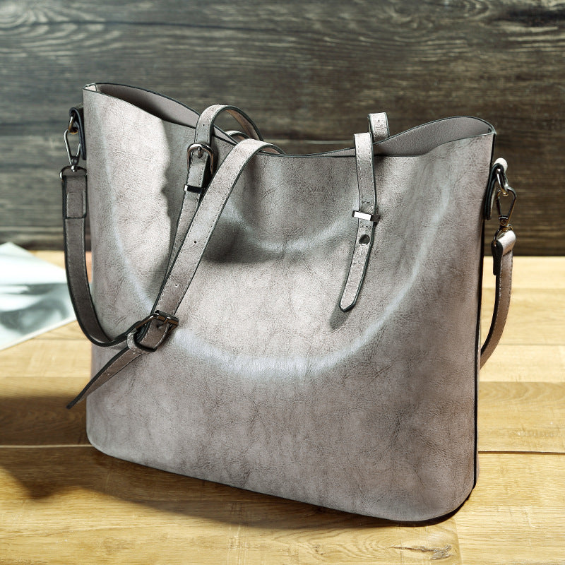 
The Verona — Oil-wax texture, built to age well.